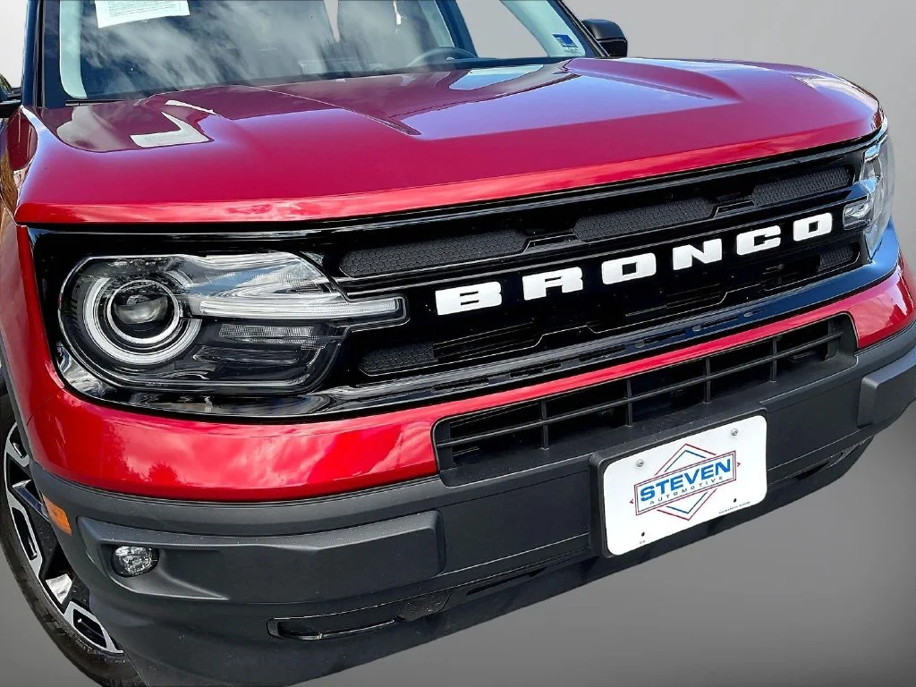 Used 2021 Red Metallic Ford Outer Banks image 33