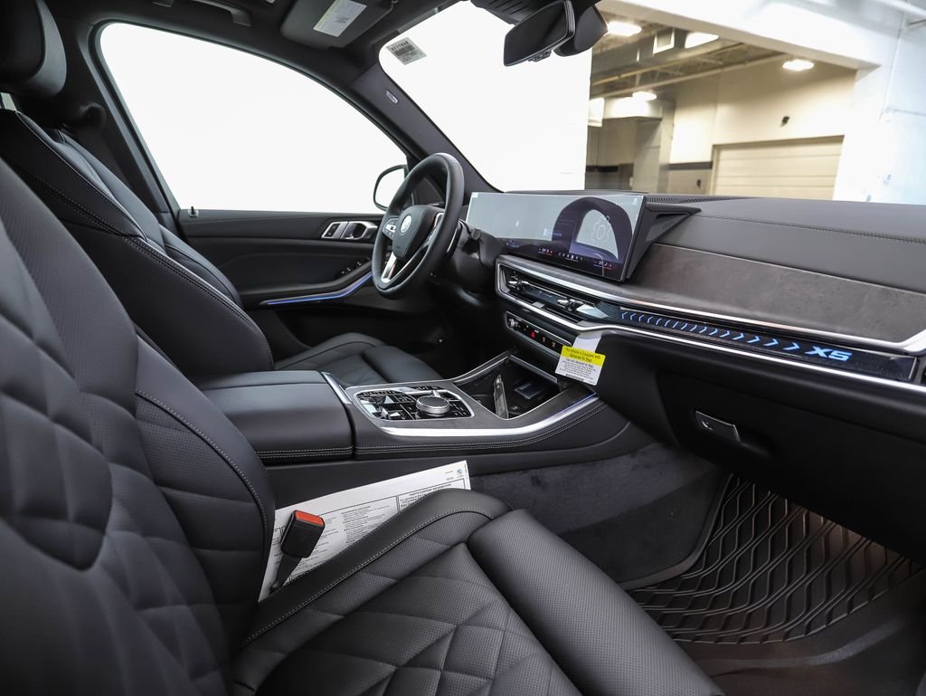New 2026 Gray Metallic BMW xDrive50e image 30
