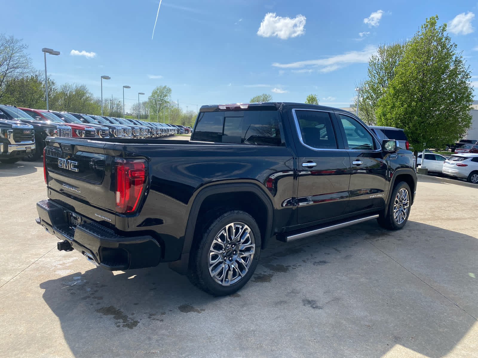 New 2026 Onyx Black GMC Denali Ultimate image 6