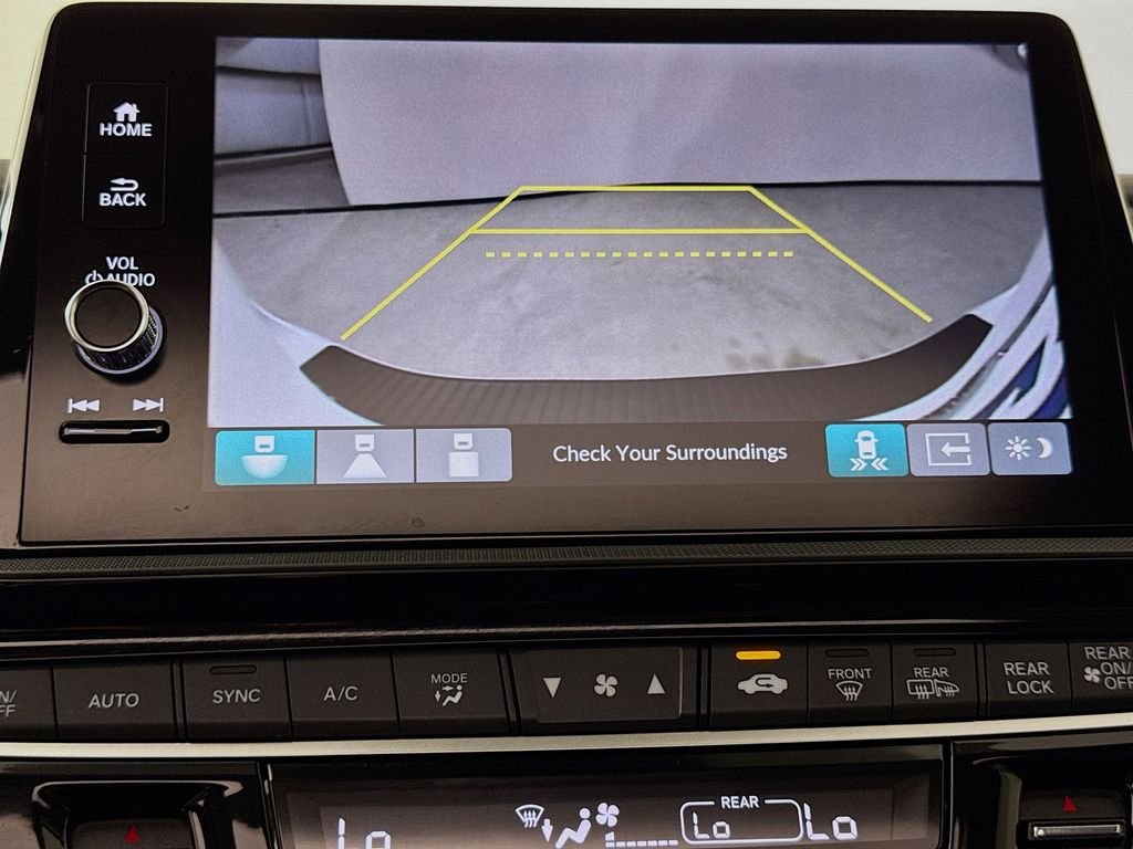 2026 Honda Odyssey Touring - Photo 19