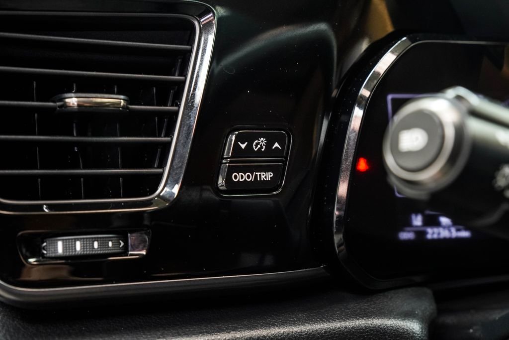 Used 2023 Silver Lexus 350 Base image 40