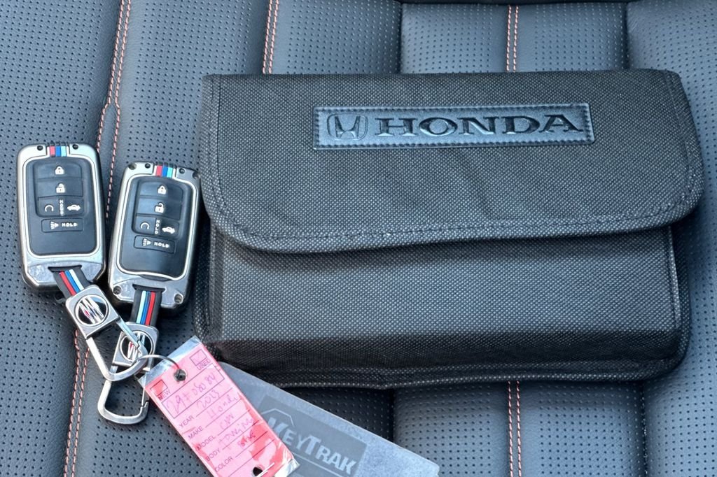 Used 2023 Still Night Pearl Honda Sport Touring image 10