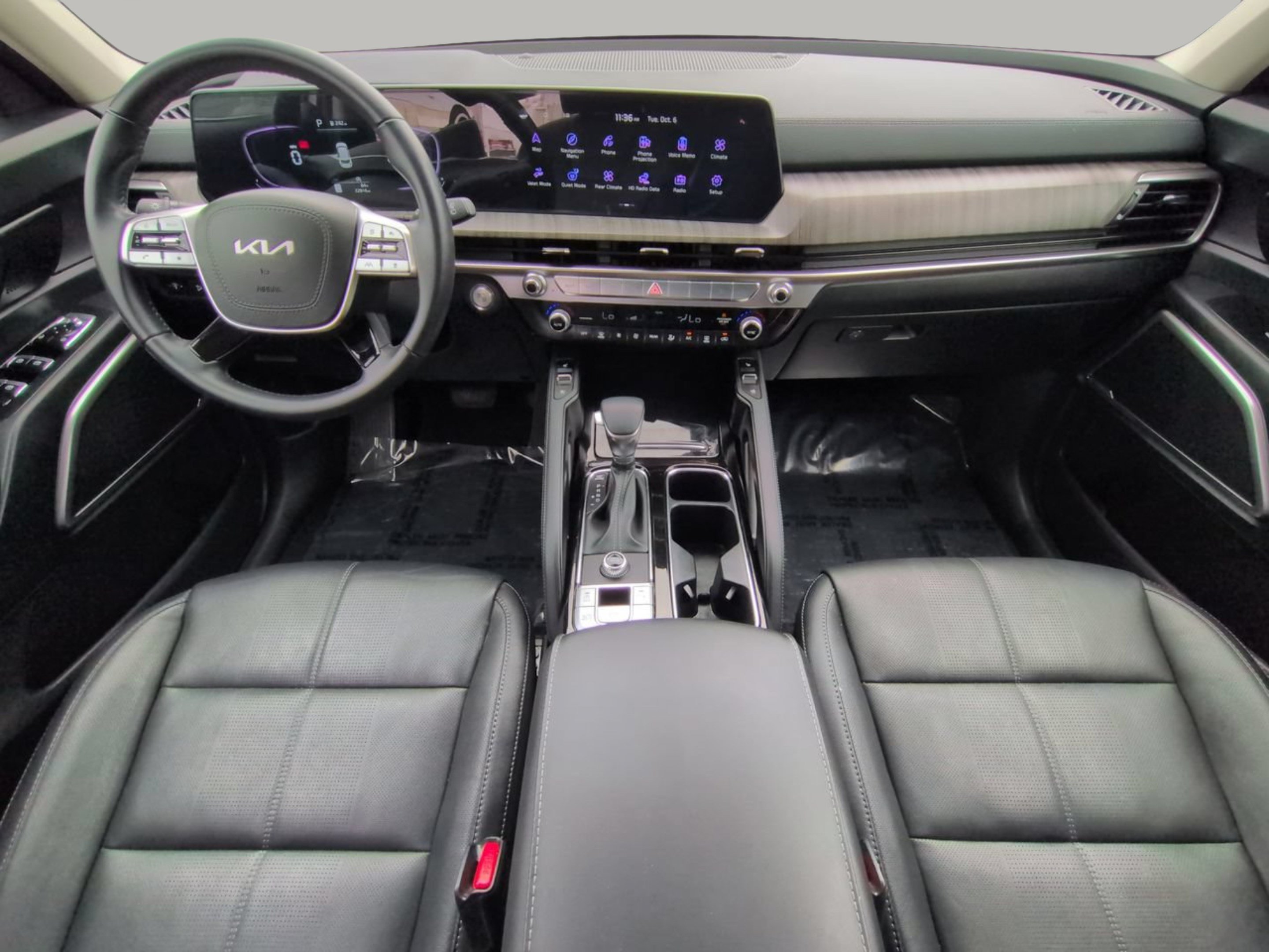 Certified Used 2025 Glacial White Pearl Kia EX image 4