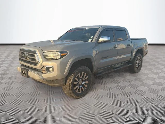 Certified Used 2020  Toyota Limited image 3