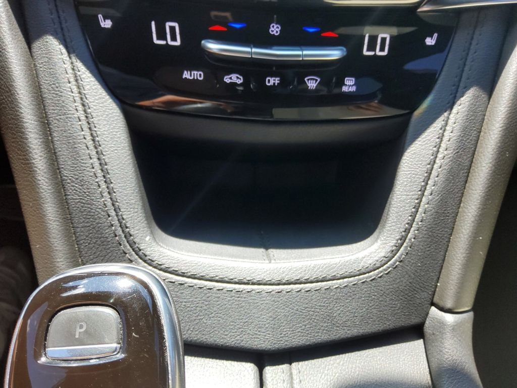 Used 2021 White Cadillac Sport image 29