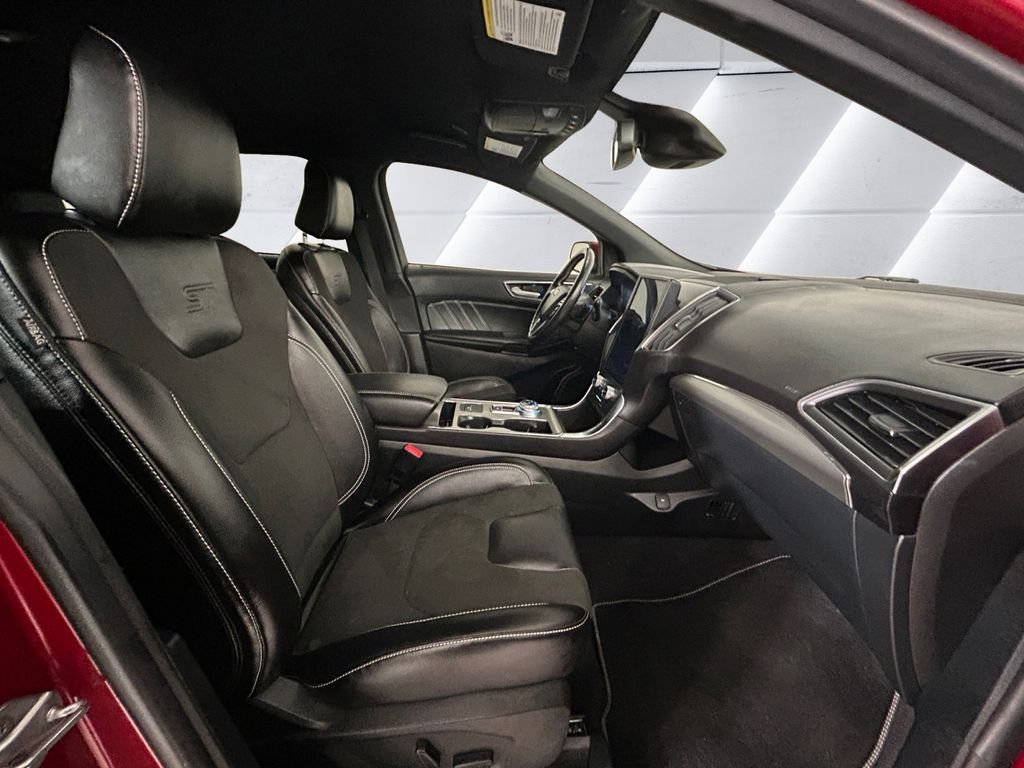 2023 Ford Edge ST - Photo 13