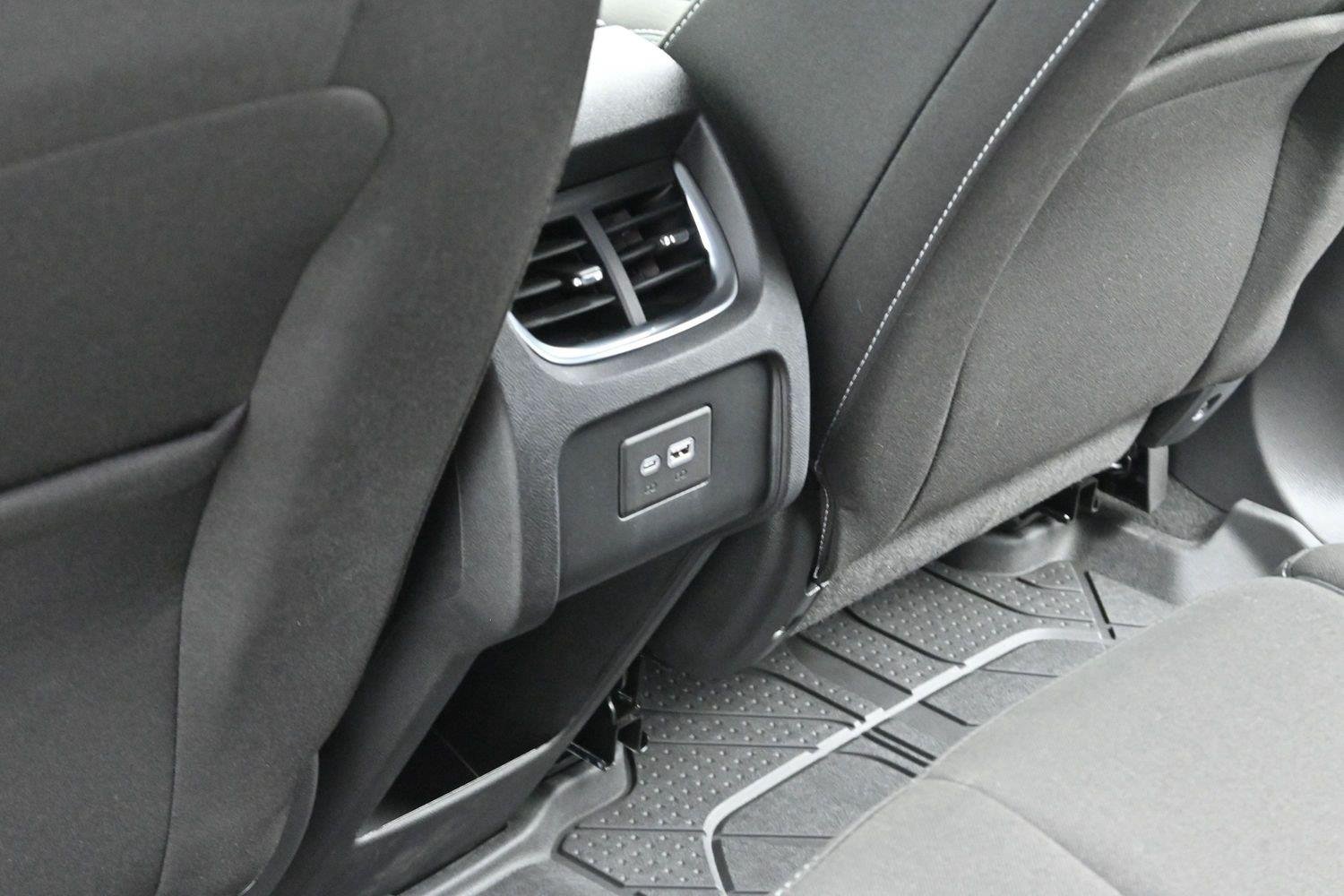 Used 2023 BLACK Chevrolet LT image 32
