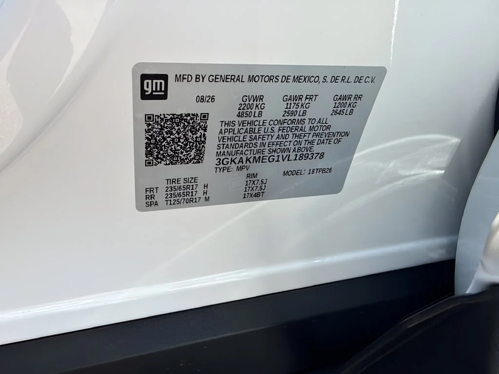 New 2027 Summit White GMC Elevation image 37