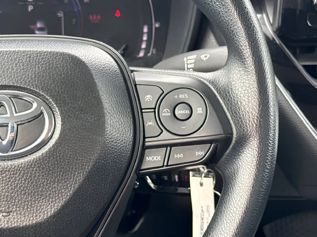 Used 2026 White Toyota LE image 14