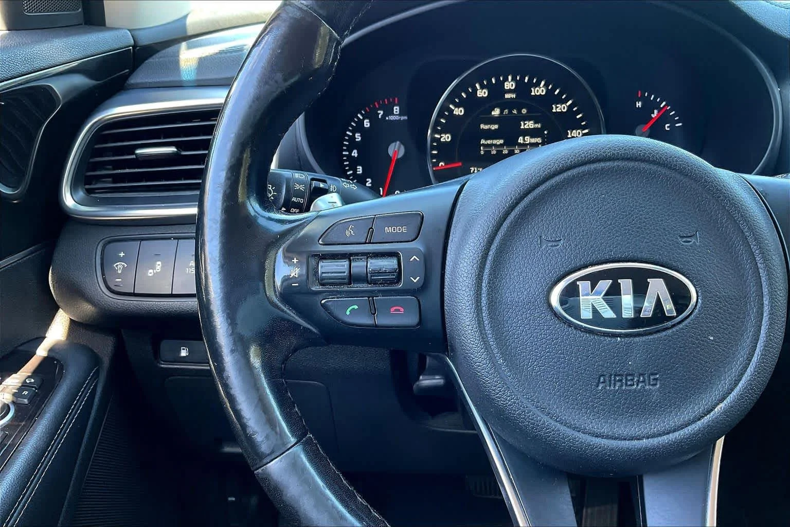 Used 2017 Snow White Pearl Kia EX image 23