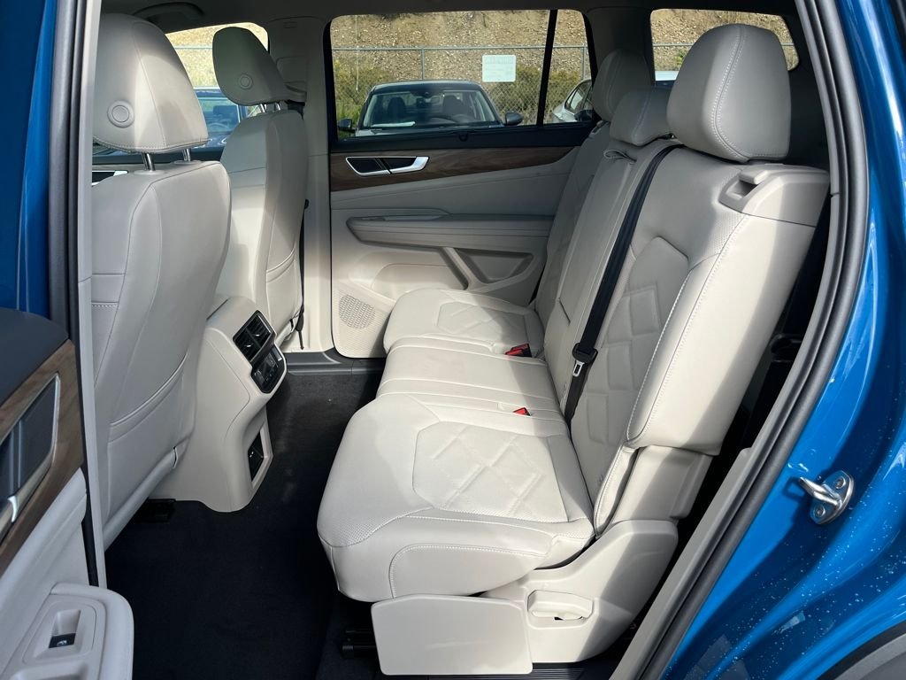 2026 Volkswagen Atlas SE w/Tech - Photo 29
