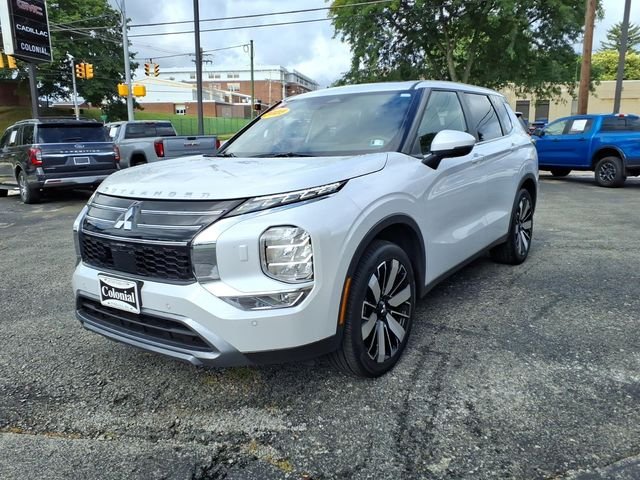 2025 Mitsubishi Outlander SE - Photo 8
