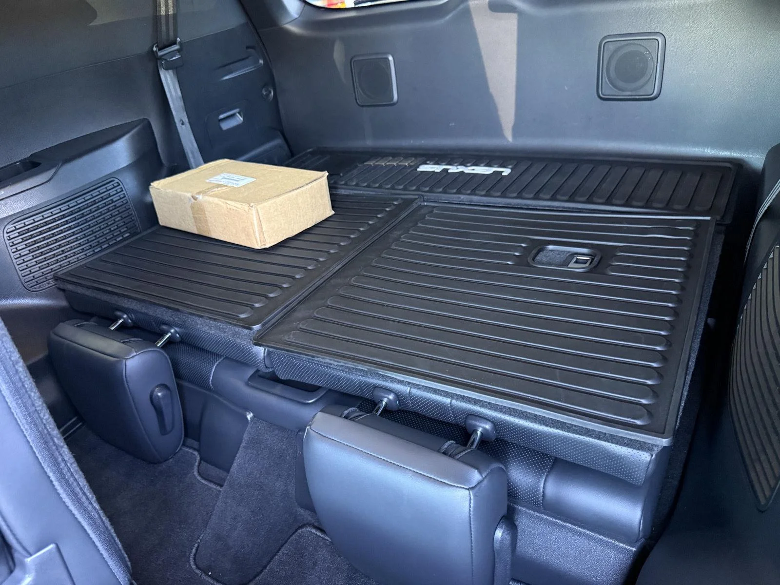 Used 2026 Caviar Lexus LX 700h Luxury image 15
