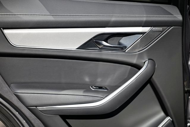 2026 Jaguar F-Pace R-Dynamic S - Photo 24