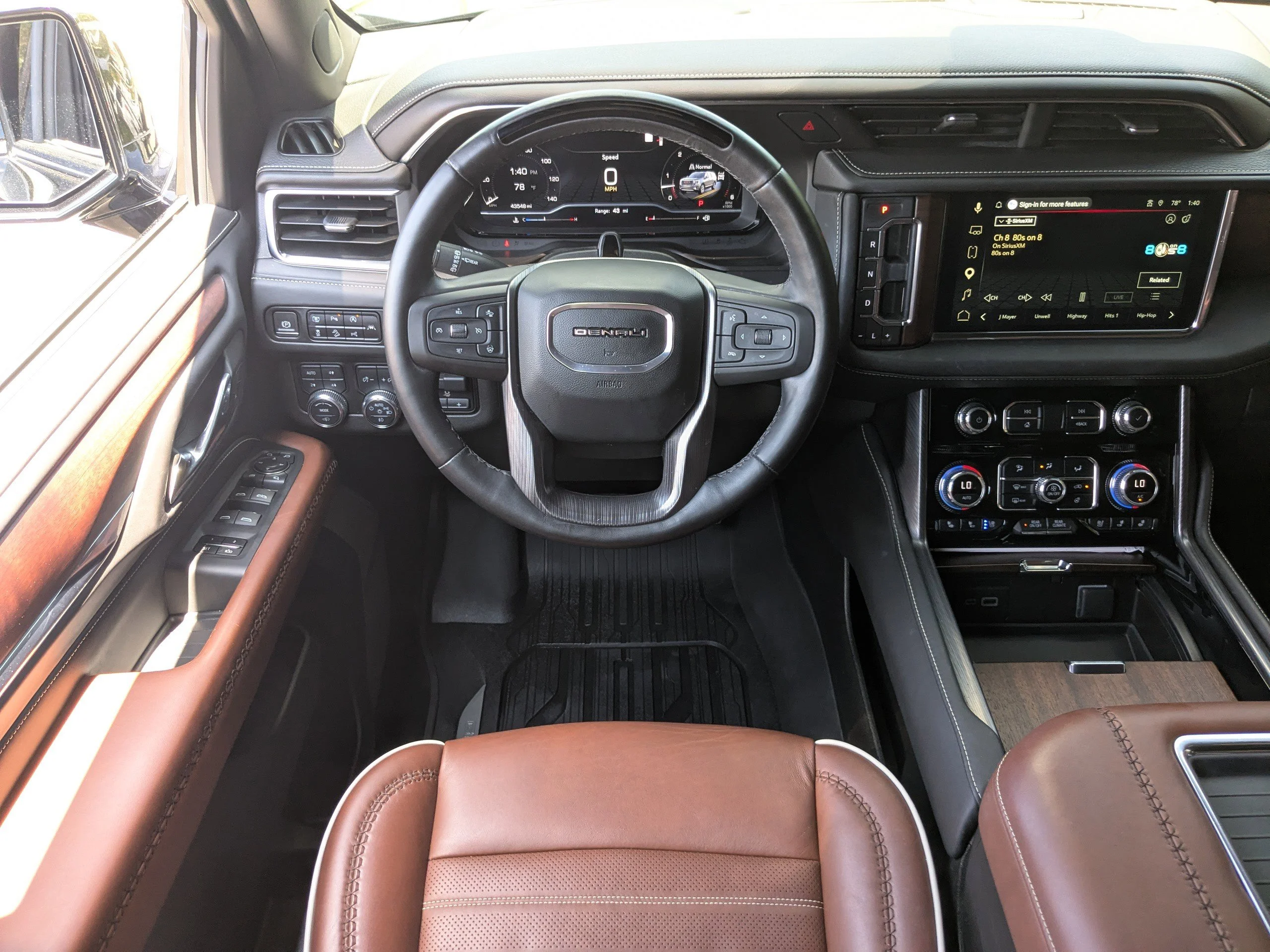 Used 2023 Onyx Black GMC Denali Ultimate image 18