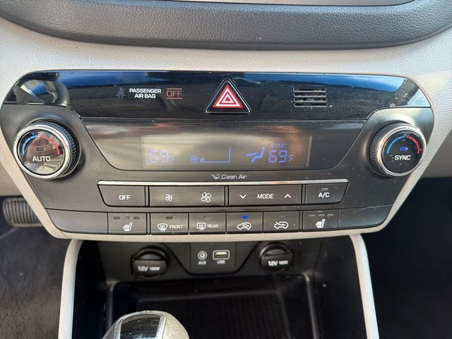 Used 2018 Black Hyundai Value image 20