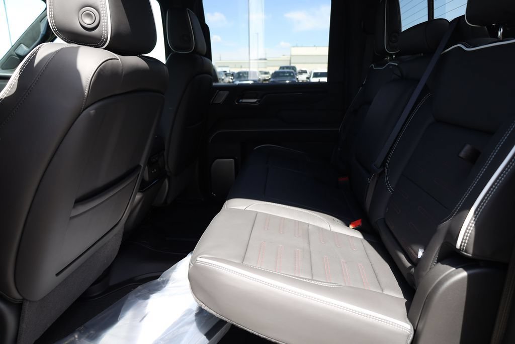 2026 GMC Sierra 2500HD AT4X - Photo 18