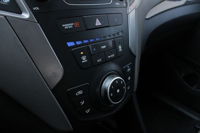 Used 2015 Silver Hyundai Base image 15