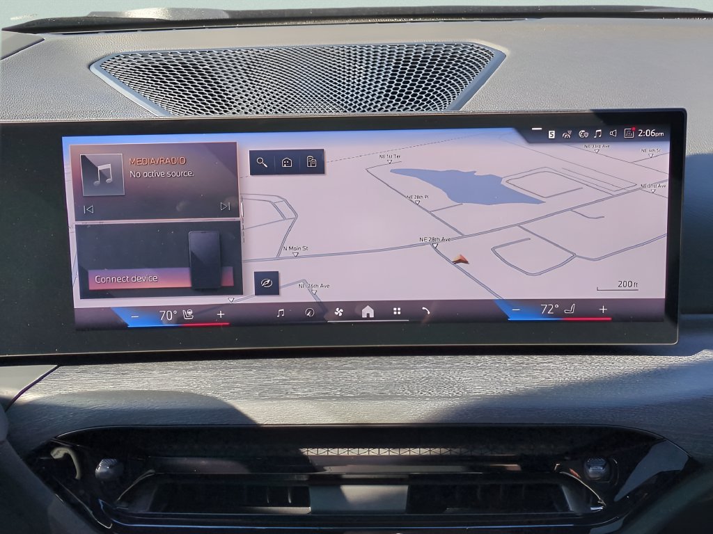 2026 BMW 3 Series 330i - Photo 15