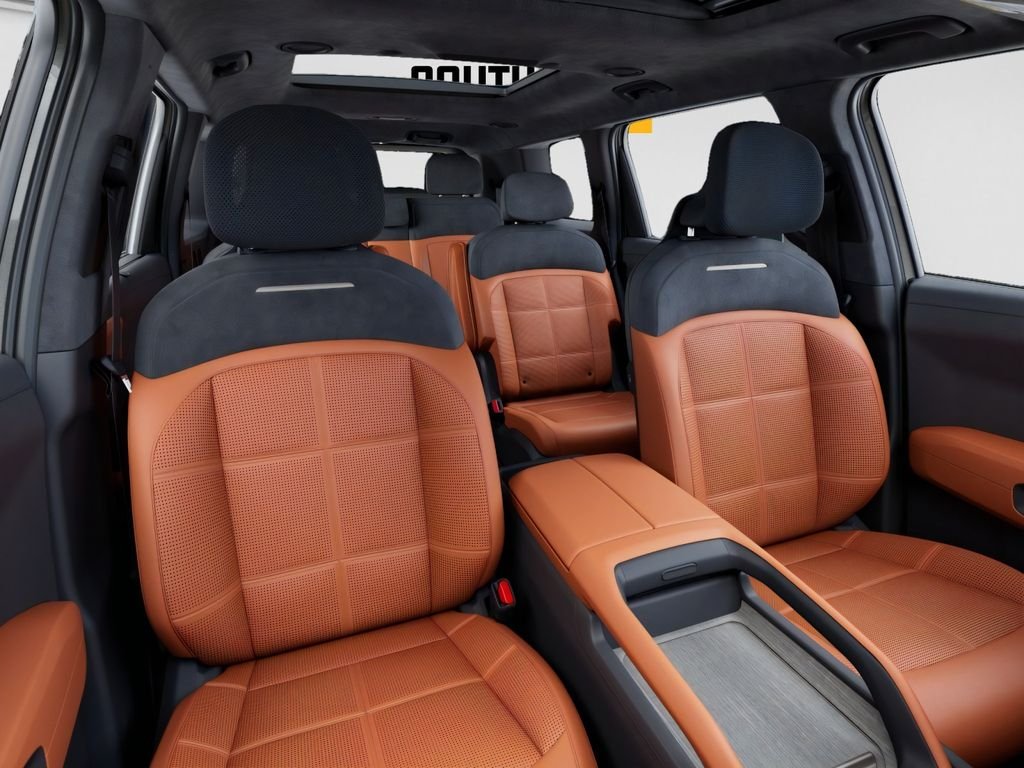 New 2027 White Kia SX Prestige image 15