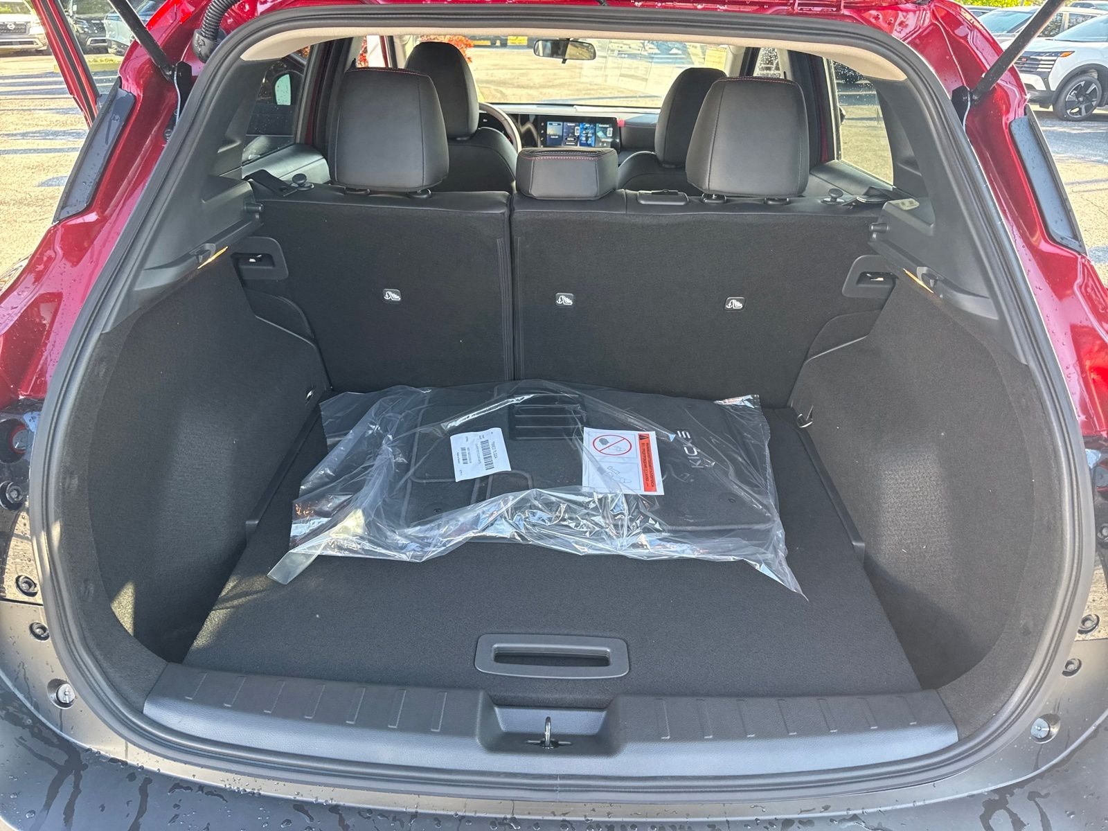 New 2026 Nissan Kicks SR 4D Sport Utility