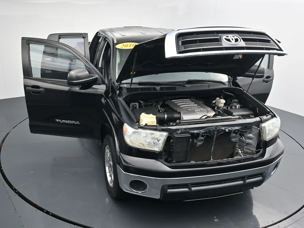 Used 2010 Black Toyota Grade image 38