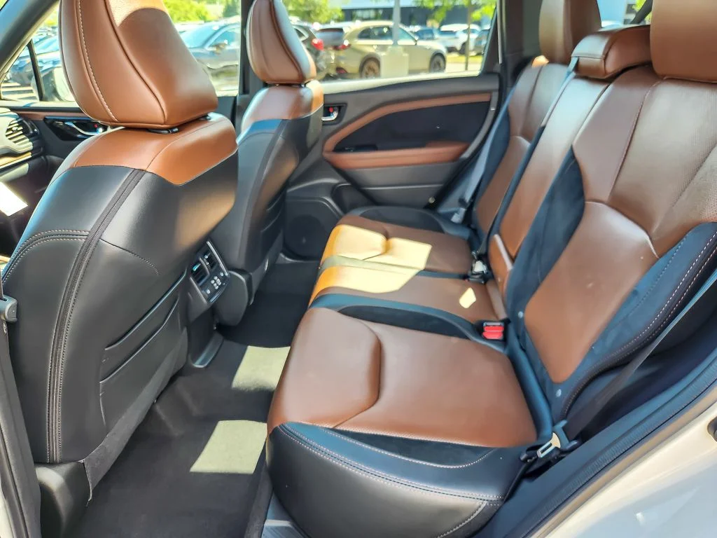 Used 2025 White Subaru Touring image 10