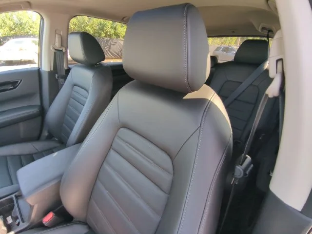 Used 2024 Meteorite Gray Metallic Honda EX-L image 26