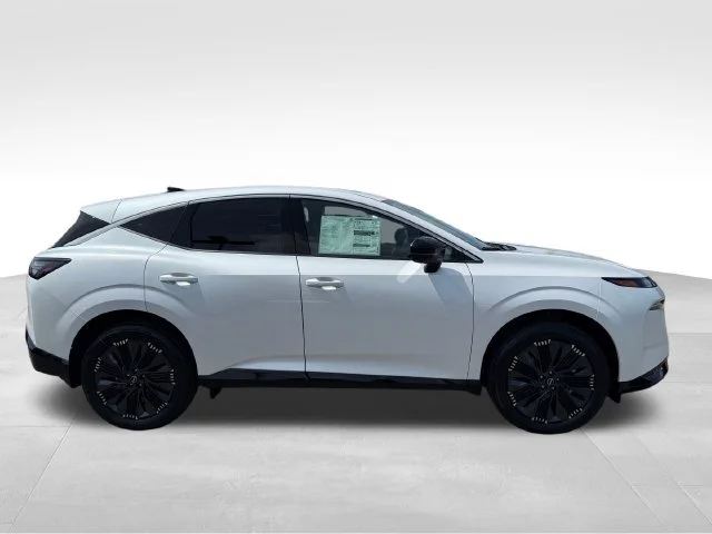 New 2026 Everest White Pearl Tricoat Nissan Platinum image 8