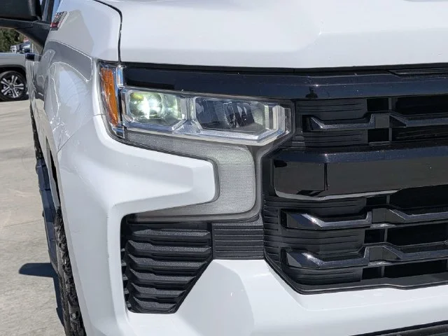 Used 2023 White Chevrolet LT Trail Boss image 11
