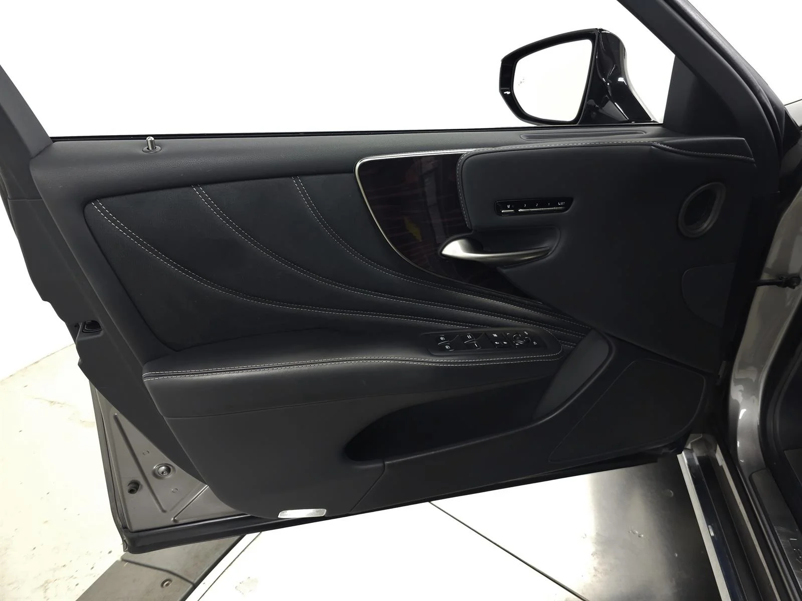 Certified Used 2021 Manganese Lexus LUXURY image 15