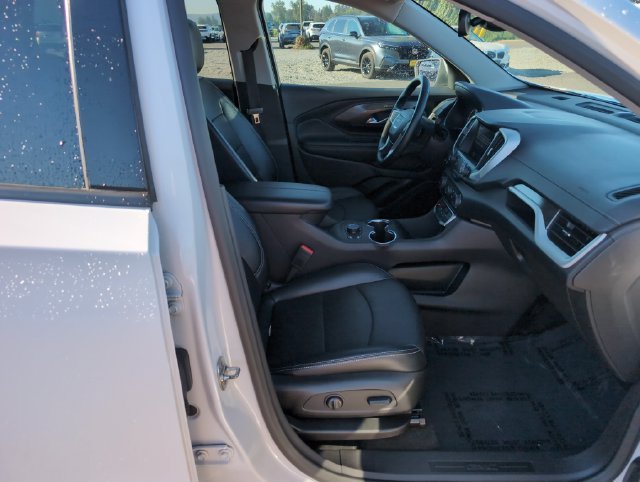 Used 2024 Summit White GMC SLT image 10