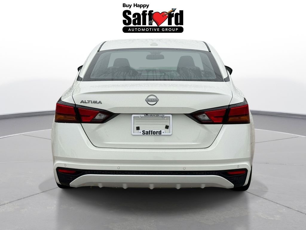 Used 2025 White Nissan 2.5 SV image 6
