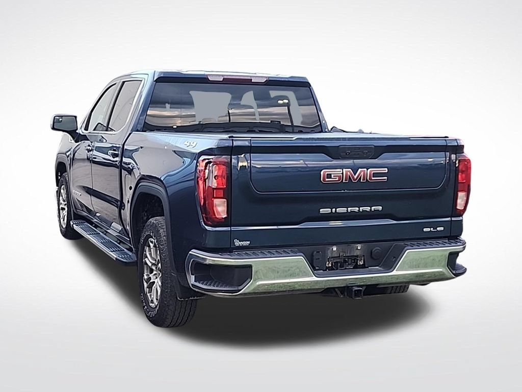 Used 2022 Pacific Blue Metallic GMC SLE image 2