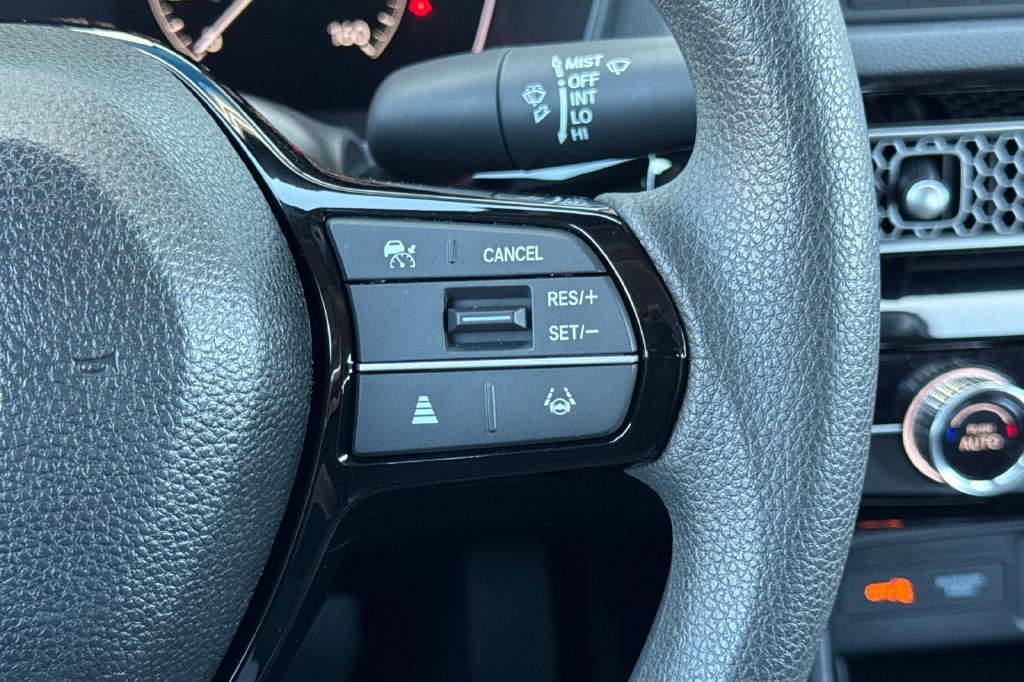 Used 2026 Meteorite Gray Metallic Honda LX image 28