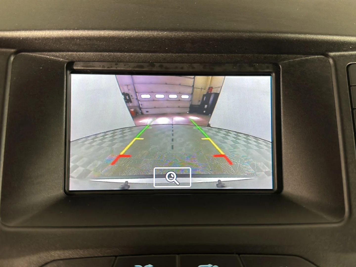 Used 2019 Ingot Silver Ford SE image 31