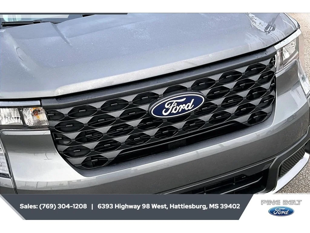 Used 2025 Carbonized Gray Metallic Ford XLT image 22