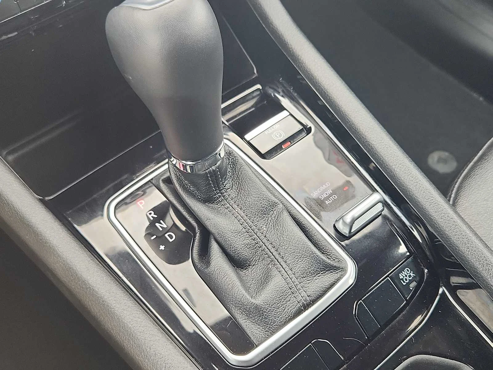 2025 Jeep Compass Limited - Photo 18