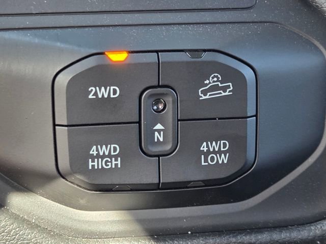 New 2026 Diamond Black Crystal Pearl-Coat Exterior Paint RAM Warlock image 21