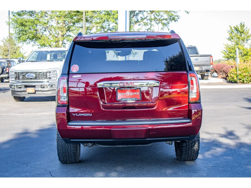 Used 2020 Crimson Red Tintcoat GMC Denali image 7