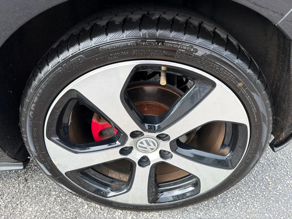 Used 2017 Black Volkswagen S image 19
