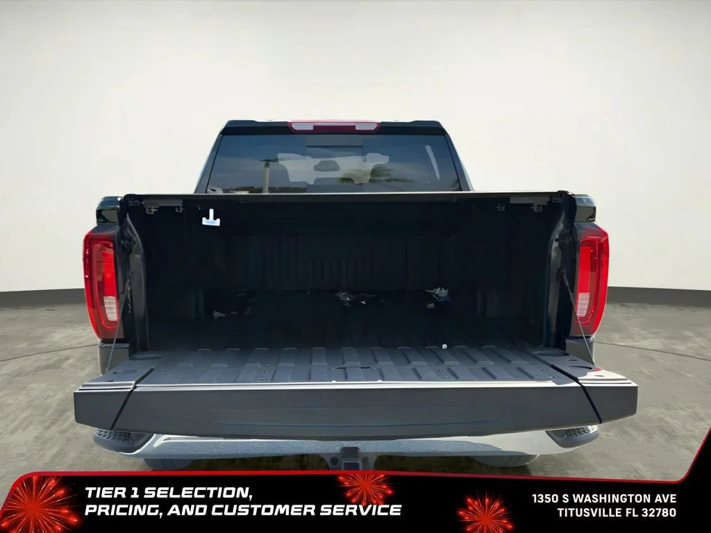 New 2026 Onyx Black GMC SLT image 8