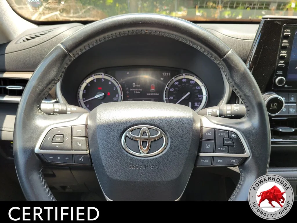 Used 2022 Gray Toyota XLE image 35