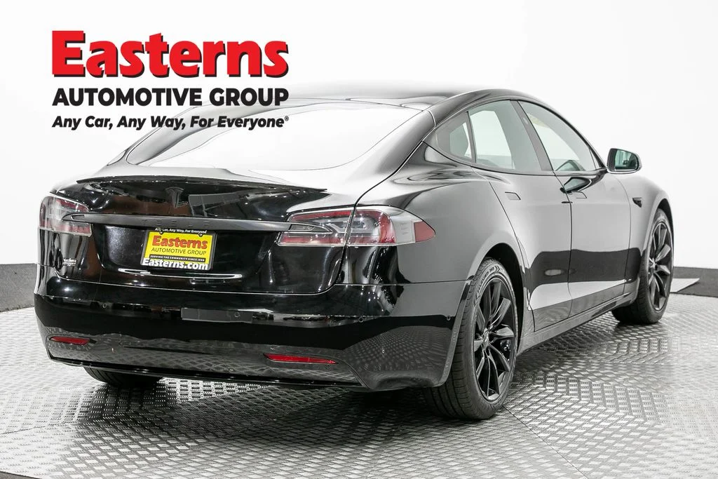 Used 2019 Black Tesla 75D image 5