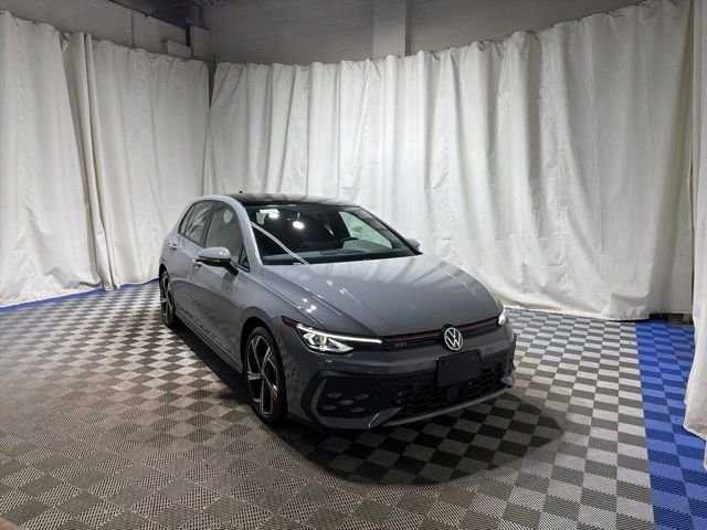 2026 Volkswagen Golf GTI 2.0T SE 4-door DSG's photo