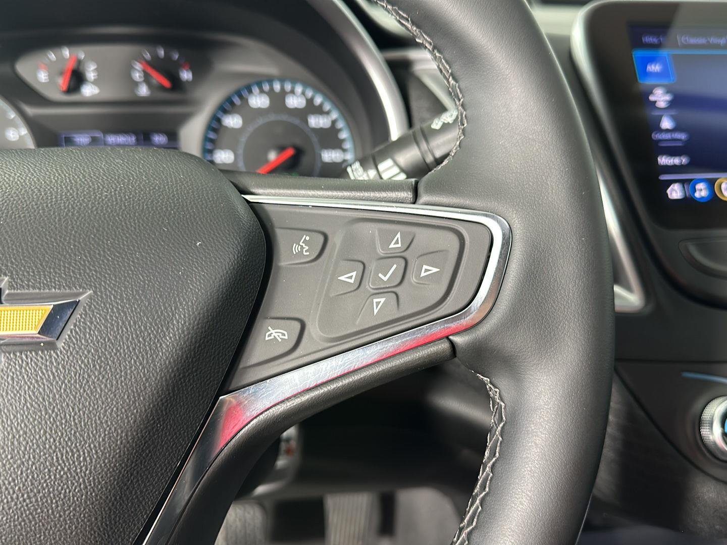 Used 2024 Sterling Gray Metallic Chevrolet LT image 17