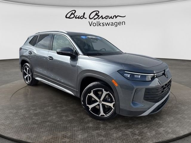 New 2026 Platinum Gray Volkswagen SE image 2