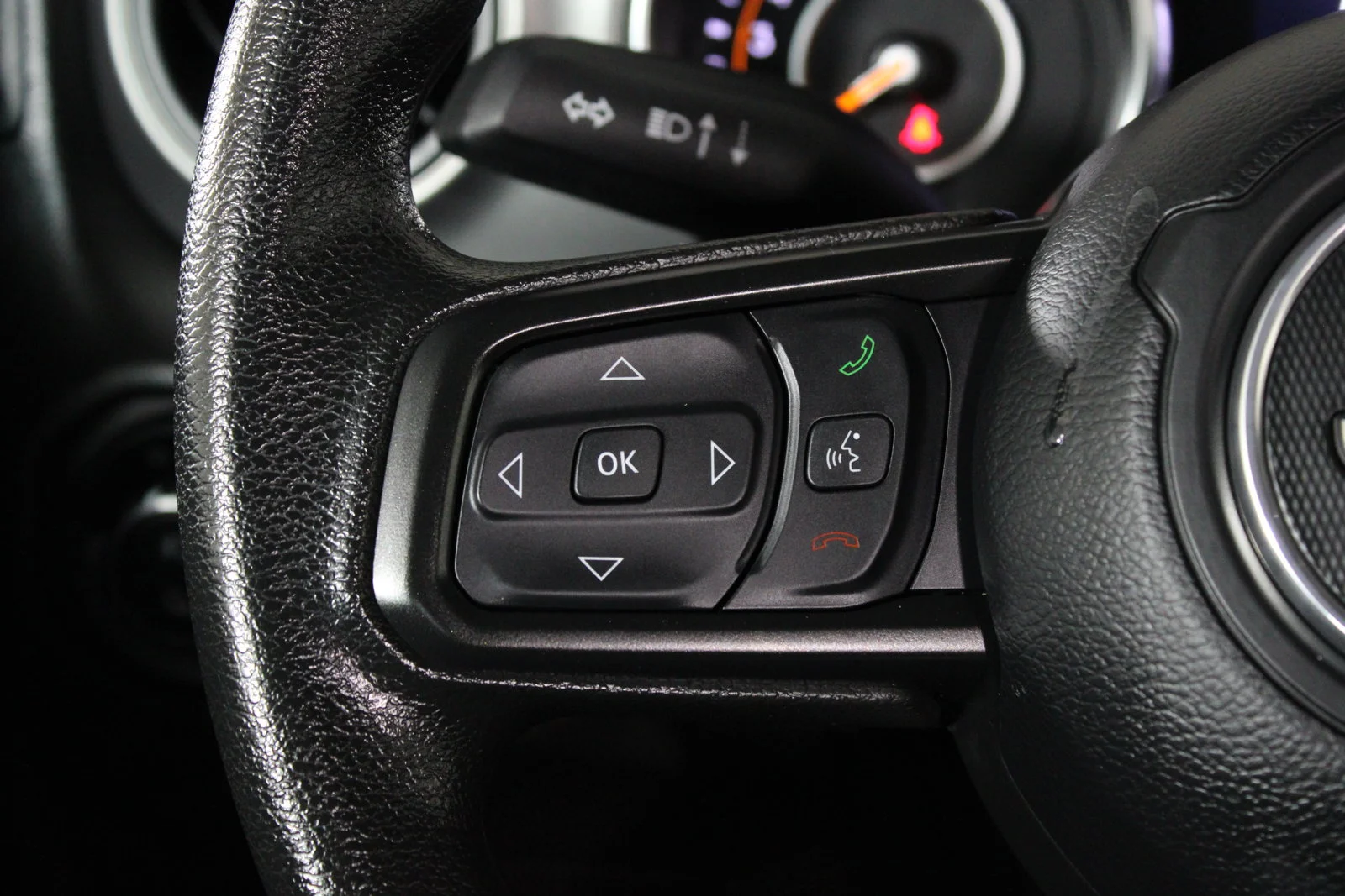 Used 2023 Gray Jeep Sport image 20
