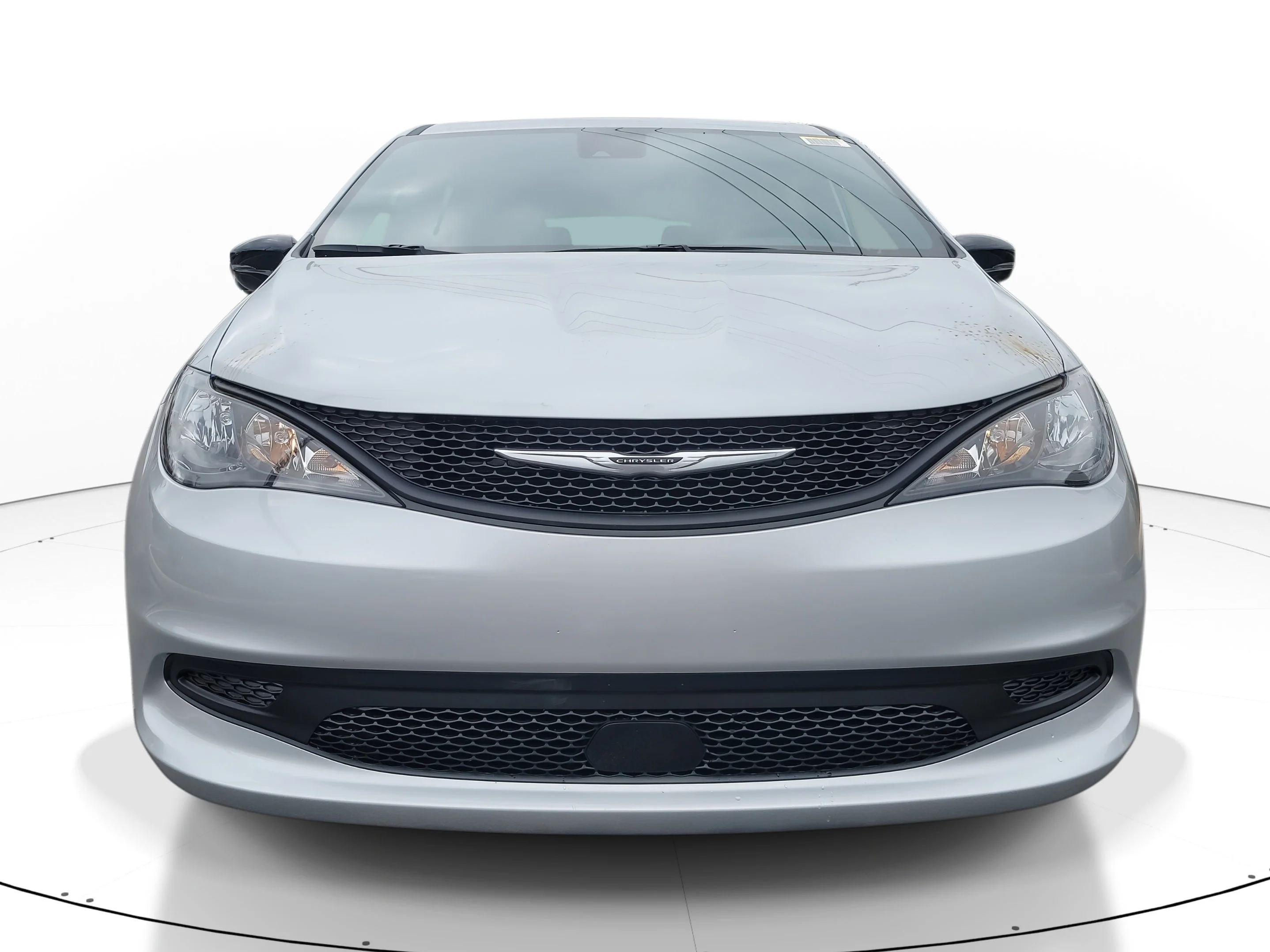 New 2026 Silver Mist Clearcoat Chrysler LX image 3