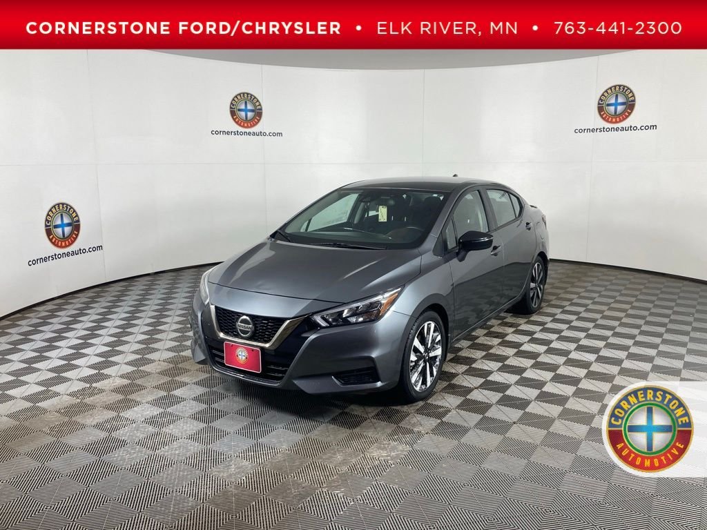 2022 Nissan Versa Sedan SR